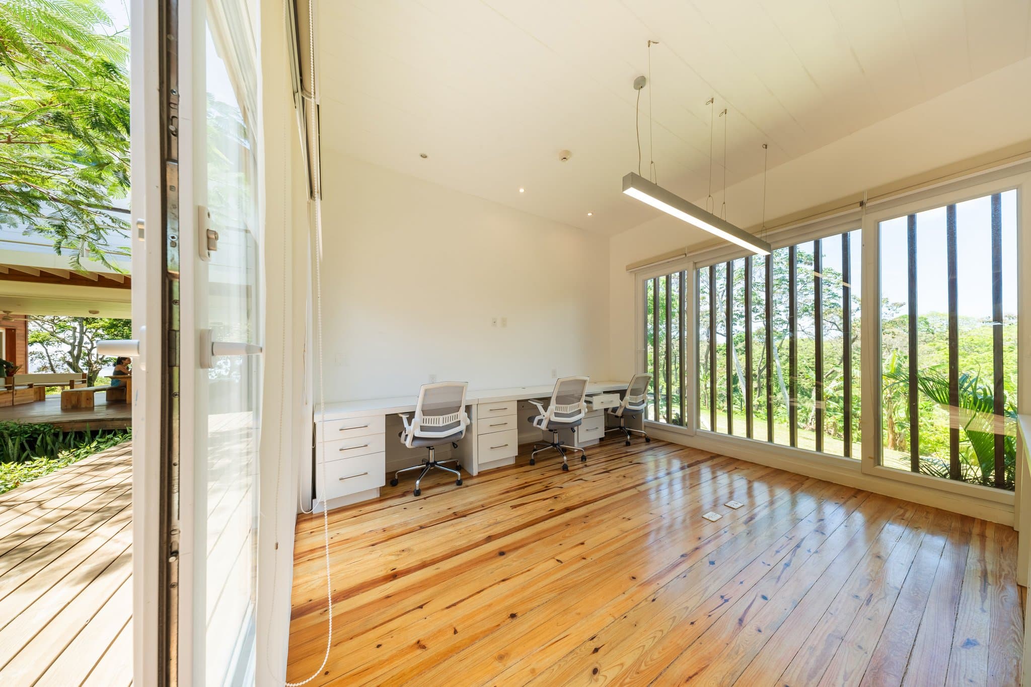 Operating commercial space in the zone